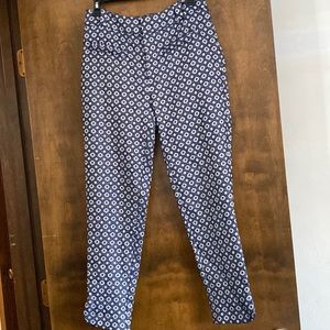 RACHEL ROY damask slacks pants trousers. Beautiful blue pattern! Size US 4.